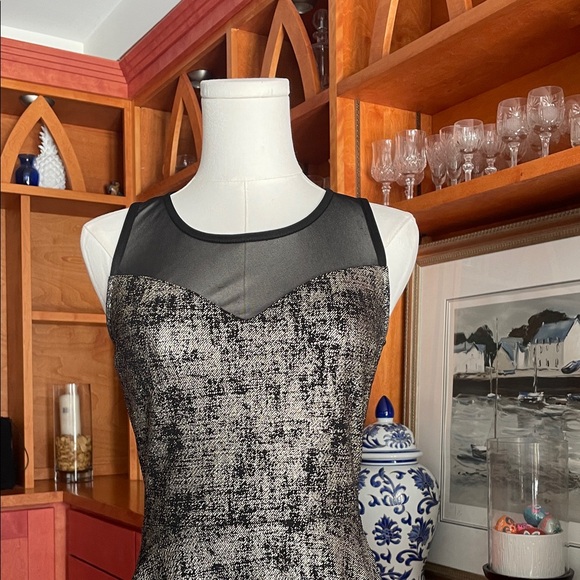 Soprano Black and Gold Textured Mini Dress - Picture 3 of 9